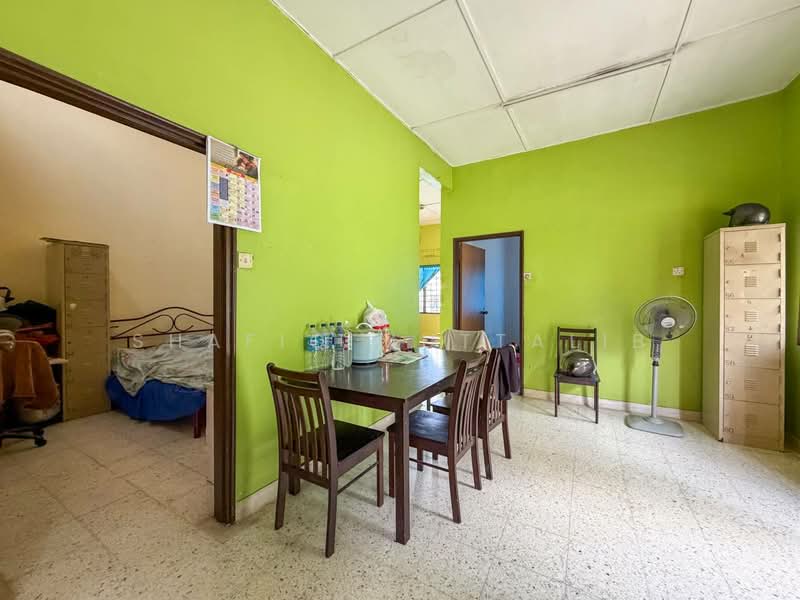Terraced House for Sale in Taman Desa Jasmin (Nilai) - Shafiq Muttalib - Dining Room - PropertyGuru.com.my
