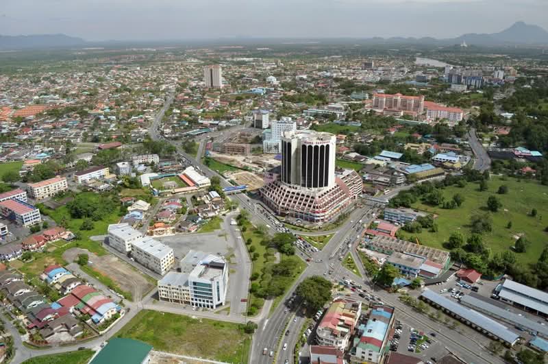 Shop / Office for Sale in Batu Lintang (Kuching) - Jeff . - Exterior - PropertyGuru.com.my