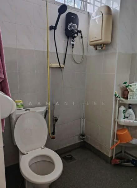Apartment for Rent at Lake View Suites - Aamani Lee - Bathroom - PropertyGuru.com.my