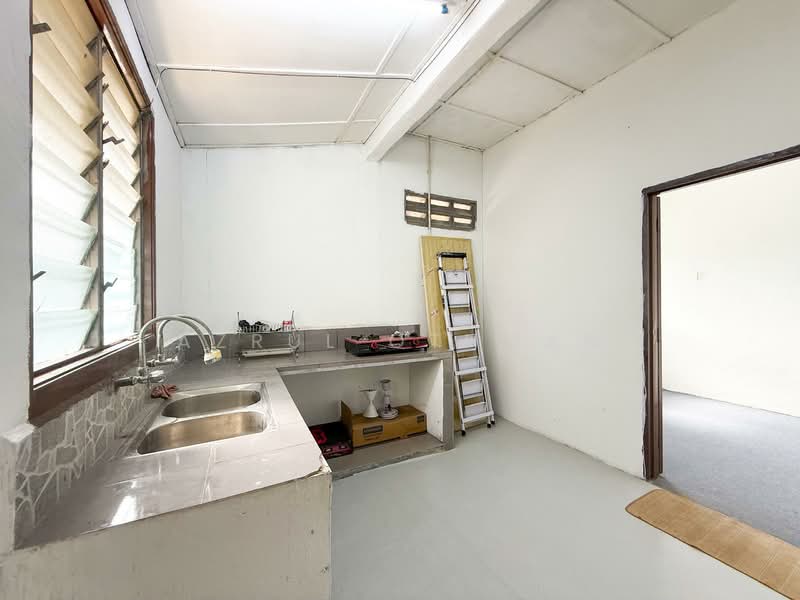 Rumah Teres 1 Tingkat untuk Dijual di Bandar Baru Senawang (Senawang) - Azrul Othman - Kitchen - PropertyGuru.com.my