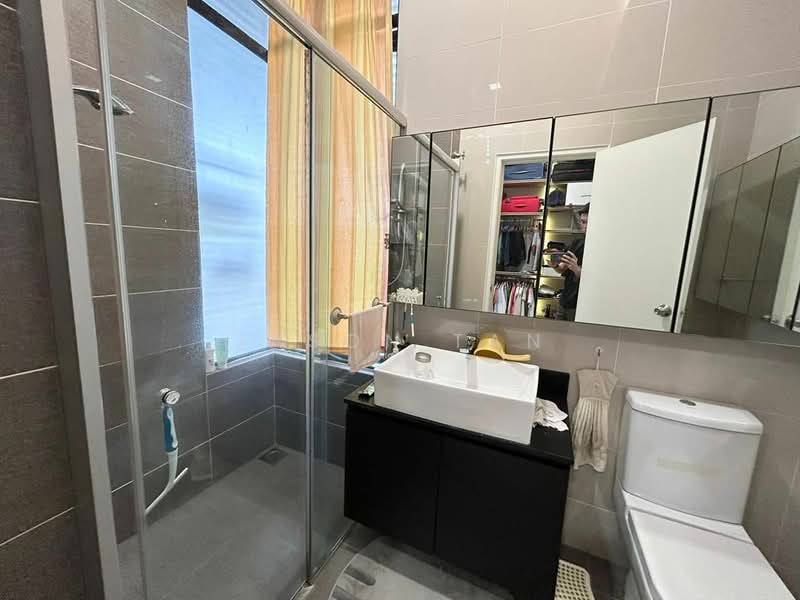 Rumah Teres 2 Tingkat untuk Dijual di Taman Austin Duta (Tebrau) - Jason Tan - Bathroom - PropertyGuru.com.my