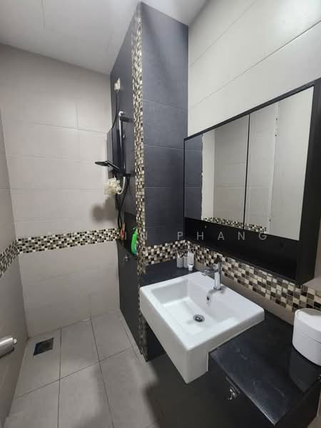 Condominium for Rent at The Vyne - Austin Phang - Bathroom - PropertyGuru.com.my