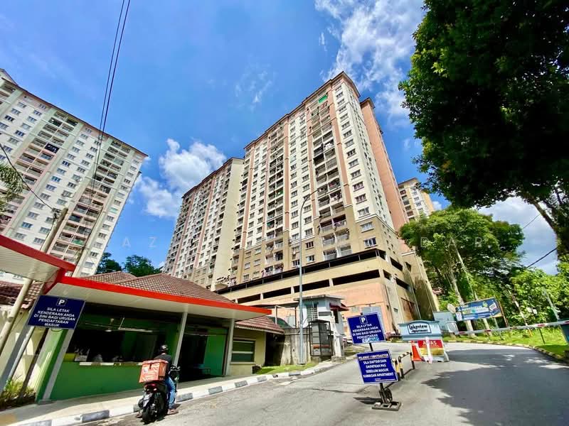 Apartment for Sale at Lakeview Apartments - Shaziery Iskandar - Exterior - PropertyGuru.com.my