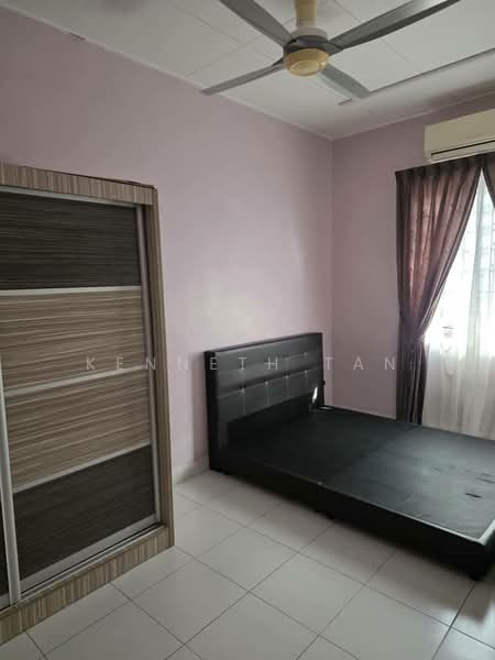 Terraced House for Rent in Bandar Jaya Putra (Johor Bahru) - Kenneth Tan - Bedroom - PropertyGuru.com.my