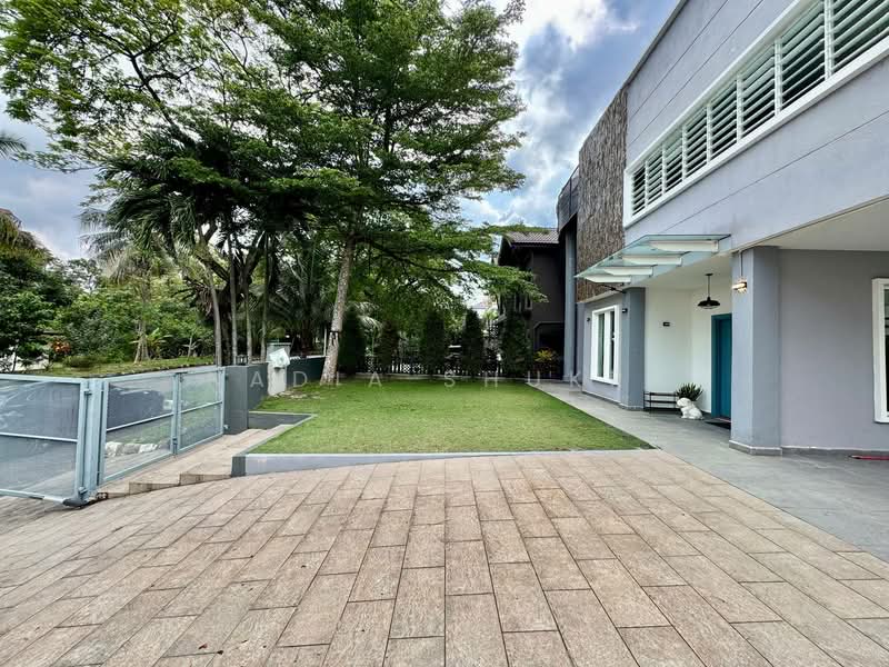 Semi-Detached House for Rent in Seksyen 13 (Shah Alam) - Nadia Shukri - Exterior - PropertyGuru.com.my