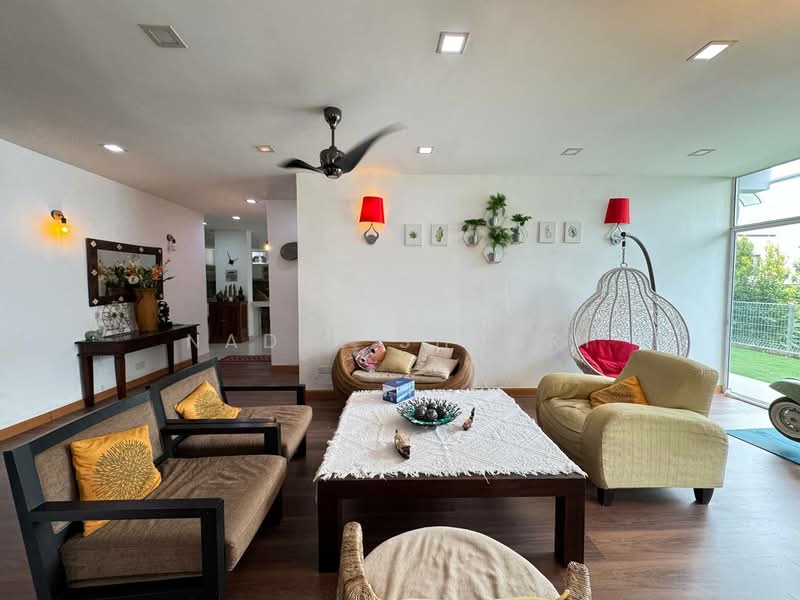 Semi-Detached House for Rent in Seksyen 13 (Shah Alam) - Nadia Shukri - Living Room - PropertyGuru.com.my