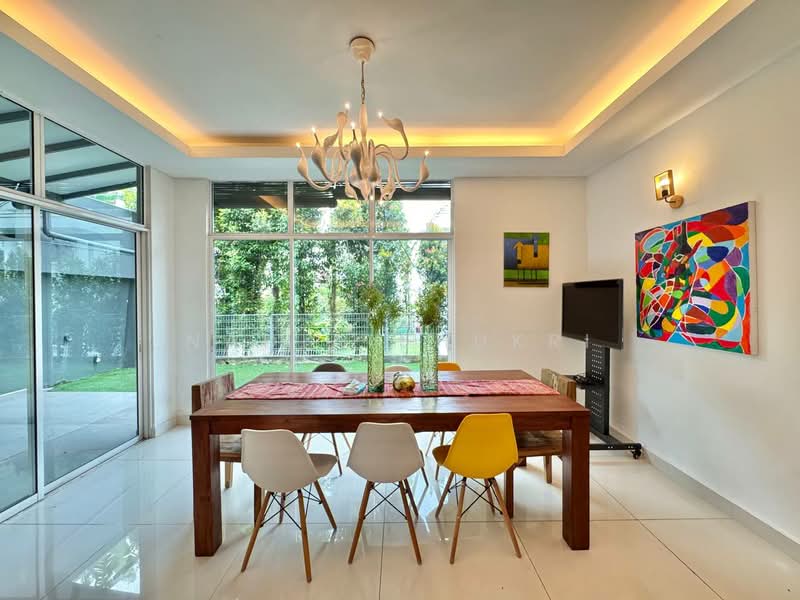 Semi-Detached House for Rent in Seksyen 13 (Shah Alam) - Nadia Shukri - Dining Room - PropertyGuru.com.my