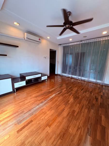 Rumah Teres 2 Tingkat untuk Dijual di Saujana Damansara (Damansara Damai) - Zheming Kok - Living Room - PropertyGuru.com.my