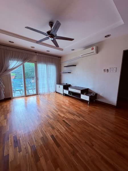Rumah Teres 2 Tingkat untuk Dijual di Saujana Damansara (Damansara Damai) - Zheming Kok - Living Room - PropertyGuru.com.my