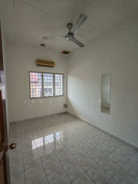 2-storey Terraced House for Sale in Sea Park (Petaling Jaya) - Jacey Ching - Interior - PropertyGuru.com.my