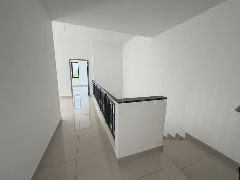 Cluster House for Sale in Johor Bahru (Johor) - Winson Yap - Corridor - PropertyGuru.com.my