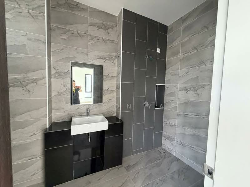 Cluster House for Sale in Johor Bahru (Johor) - Winson Yap - Bathroom - PropertyGuru.com.my