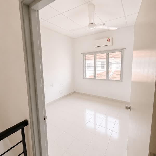 Rumah Teres 2 Tingkat untuk Dijual di TAMAN PUCHONG UTAMA (Puchong) - Kho Chng Guan - Interior - PropertyGuru.com.my