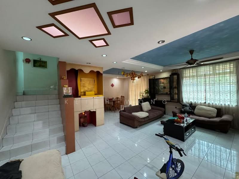 Rumah Teres 2 Tingkat untuk Dijual di Taman Seri Orkid (Skudai) - Keith Wong - Living Room - PropertyGuru.com.my