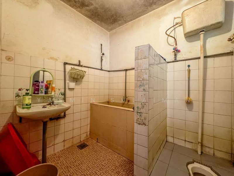 1-storey Terraced House for Sale in Taman Setapak (Setapak) - Yasmin Sulaiman - Bathroom - PropertyGuru.com.my