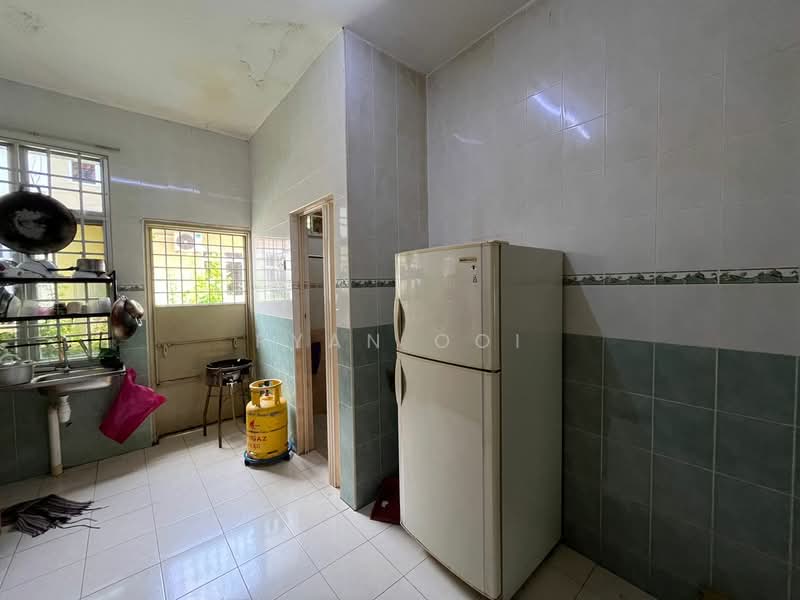 2-storey Terraced House for Sale in Taman Desa Seraya (Alor Setar) - Ryan Ooi - Kitchen - PropertyGuru.com.my
