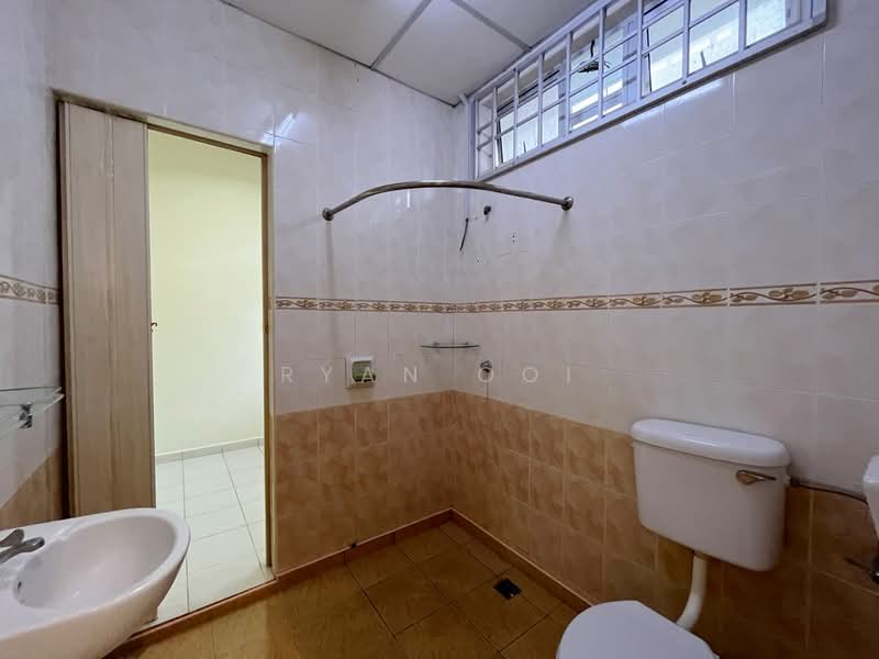Rumah Teres 2-Tingkat untuk Dijual di Taman Desa Seraya (Alor Setar) - Ryan Ooi - Bathroom - PropertyGuru.com.my