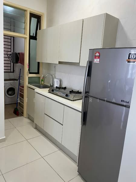 Service Residence for Sale at D'Summit Residences - Stella Narita - Kitchen - PropertyGuru.com.my