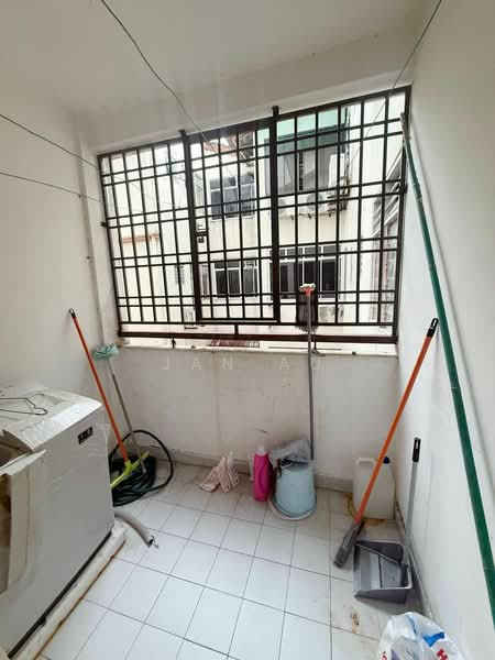 Apartment for Sale at Vista Seri Alam - JAN AU - Balcony - PropertyGuru.com.my
