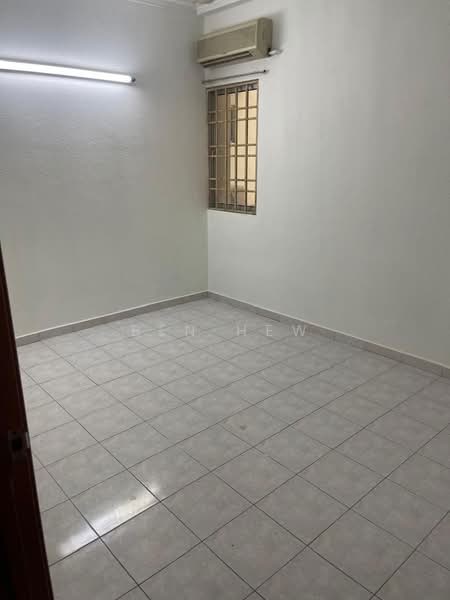 Apartment for Sale at The Ocean View (Bandar Sri Pinang) - Ben Hew - Interior - PropertyGuru.com.my