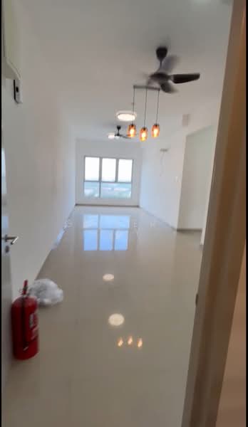 Servis Apartment untuk Dijual di SkyLake Residence - Gilbert Tay - Living Room - PropertyGuru.com.my