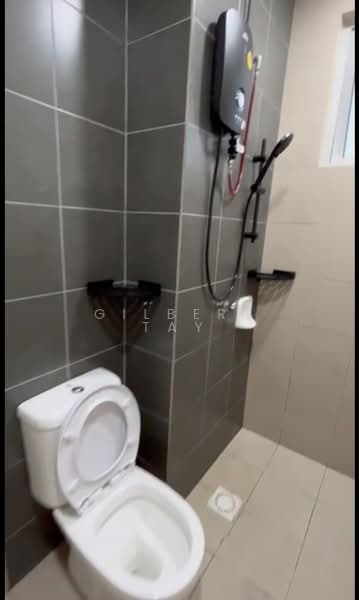 Servis Apartment untuk Dijual di SkyLake Residence - Gilbert Tay - Bathroom - PropertyGuru.com.my