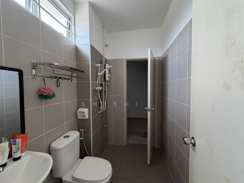 2-storey Terraced House for Sale in Taman Serimbun (Iskandar Puteri (Nusajaya)) - Shishi . - PropertyGuru.com.my