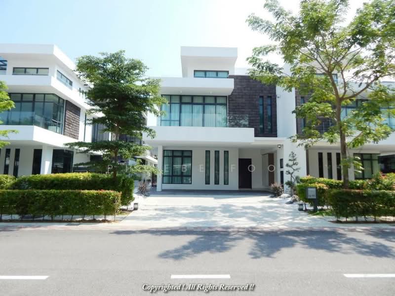 Semi-Detached House for Rent in Straits View (Johor Bahru) - Phoebe Foo - Exterior - PropertyGuru.com.my