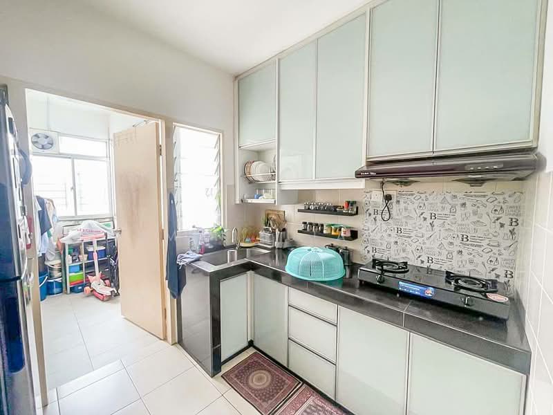 Apartment for Sale at De Bayu - Yasmin Sulaiman - PropertyGuru.com.my