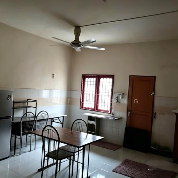 2.5-storey Terraced House for Sale in Falim (Menglembu) - Amie Chong - Kitchen - PropertyGuru.com.my
