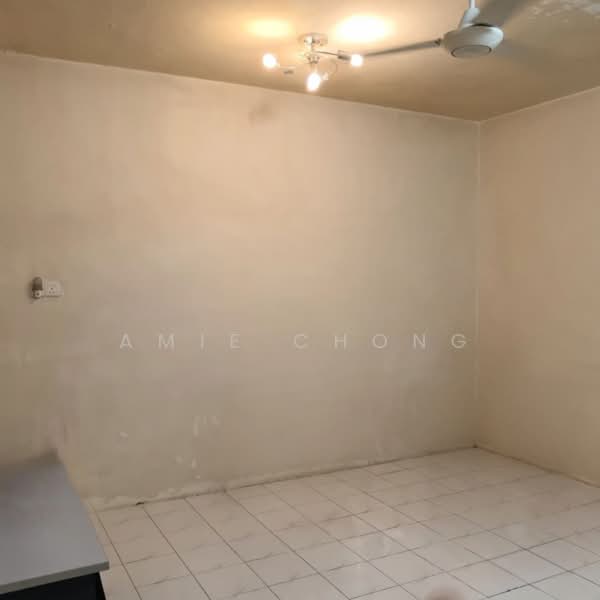 2.5-storey Terraced House for Sale in Falim (Menglembu) - Amie Chong - PropertyGuru.com.my