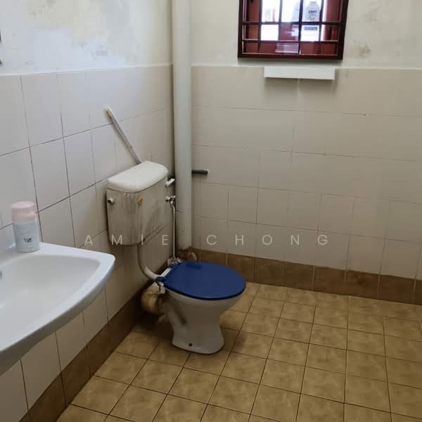 2.5-storey Terraced House for Sale in Falim (Menglembu) - Amie Chong - PropertyGuru.com.my