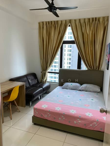 Service Residence for Sale at D'Summit Residences - Kent Koh - Bedroom - PropertyGuru.com.my