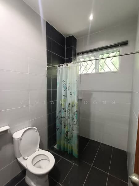 Semi-Detached House for Sale in Ipoh (Perak) - Vivian Foong - Bathroom - PropertyGuru.com.my