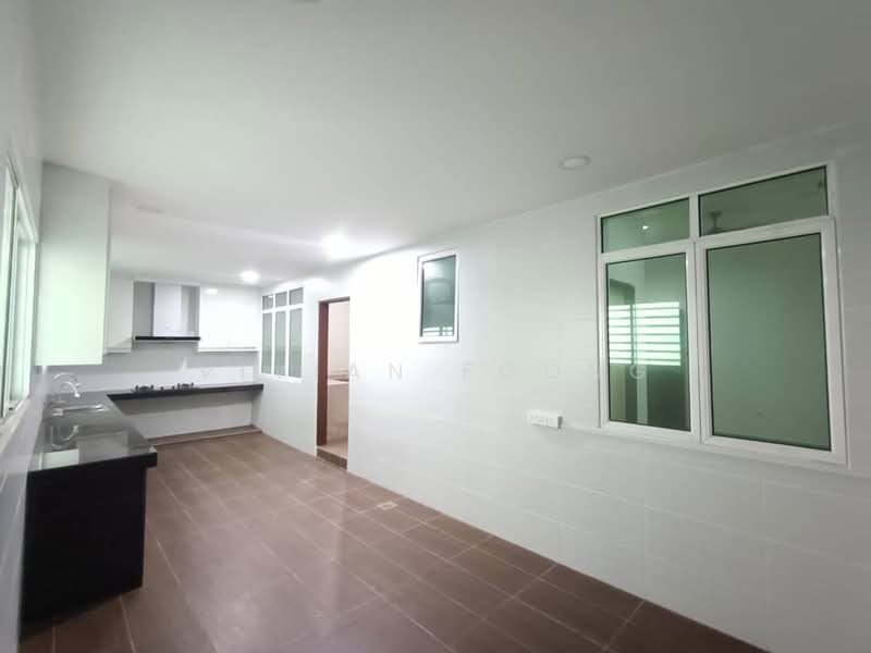Semi-Detached House for Sale in Ipoh (Perak) - Vivian Foong - Kitchen - PropertyGuru.com.my