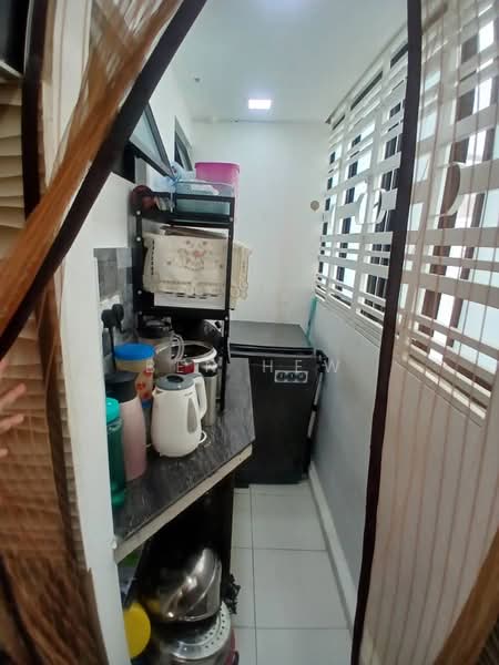 Kondominium untuk Dijual di TRI PINNACLE - Ben Hew - Kitchen - PropertyGuru.com.my