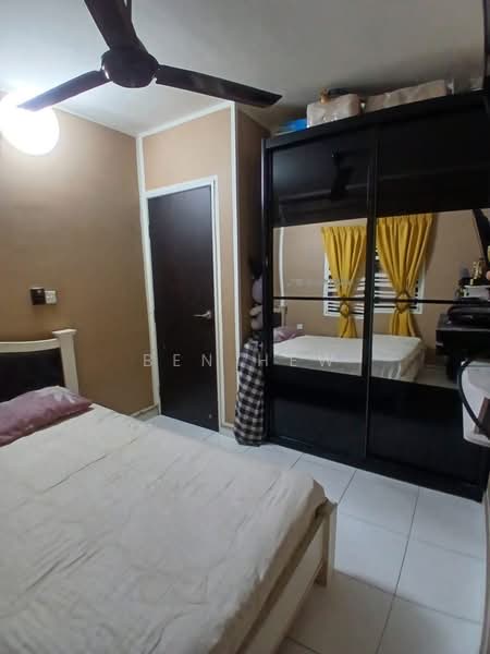 Kondominium untuk Dijual di TRI PINNACLE - Ben Hew - Bedroom - PropertyGuru.com.my