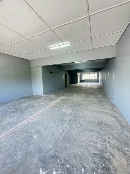Shop for Rent in Masai (Johor) - Tommy Phua - Interior - PropertyGuru.com.my