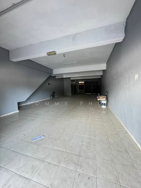 Shop for Rent in Masai (Johor) - Tommy Phua - Interior - PropertyGuru.com.my
