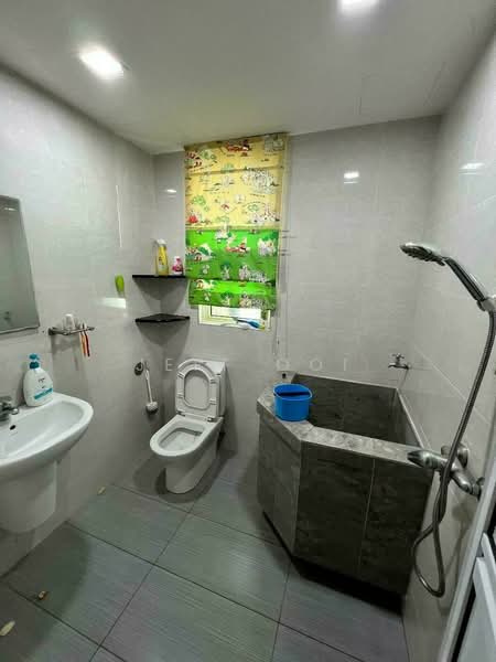 Condominium for Sale at Putra Marine Resort - Jeff Ooi - Bathroom - PropertyGuru.com.my