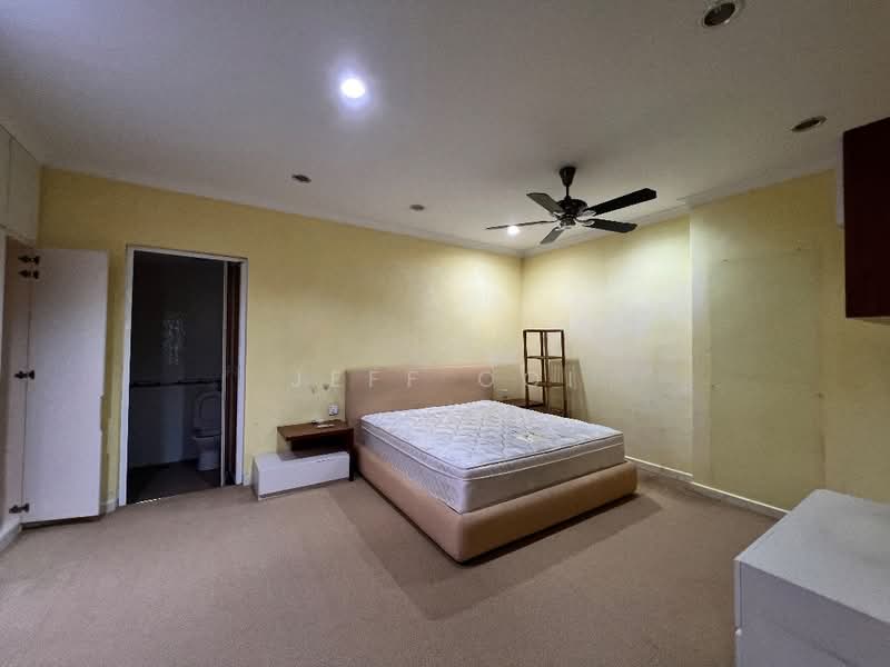 Condominium for Sale at Putra Marine Resort - Jeff Ooi - Bedroom - PropertyGuru.com.my
