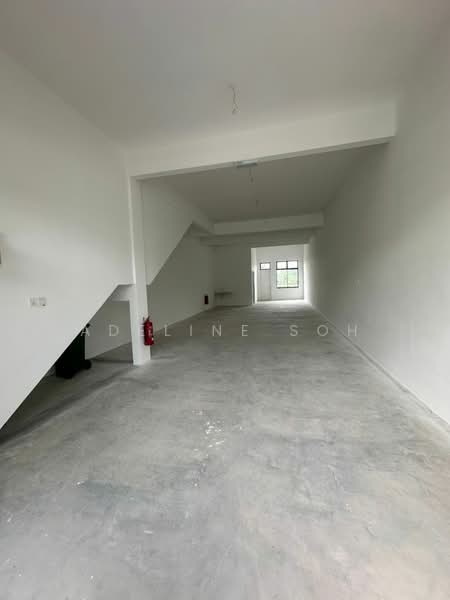 Kedai untuk Disewa di Taman Bukit Kaze (Ulu Tiram) - Adeline Soh - Interior - PropertyGuru.com.my