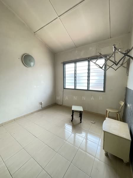 2-storey Terraced House for Sale in Sri Petaling (Kuala Lumpur) - Lee Hannah - Interior - PropertyGuru.com.my