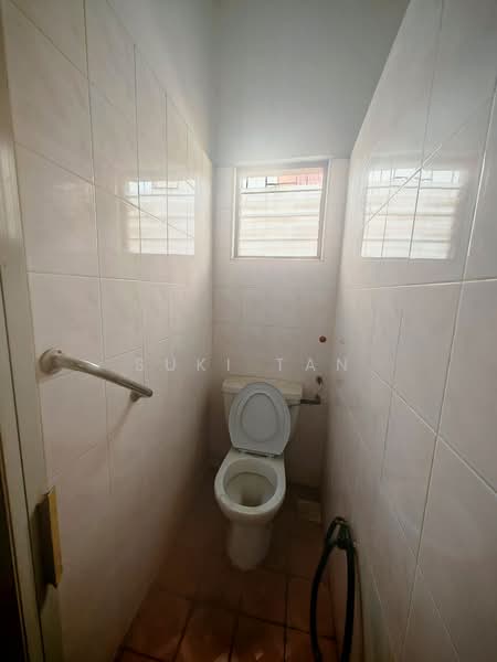 Rumah Teres 1 Tingkat untuk Dijual di Kepong (Kuala Lumpur) - Suki Tan - Bathroom - PropertyGuru.com.my
