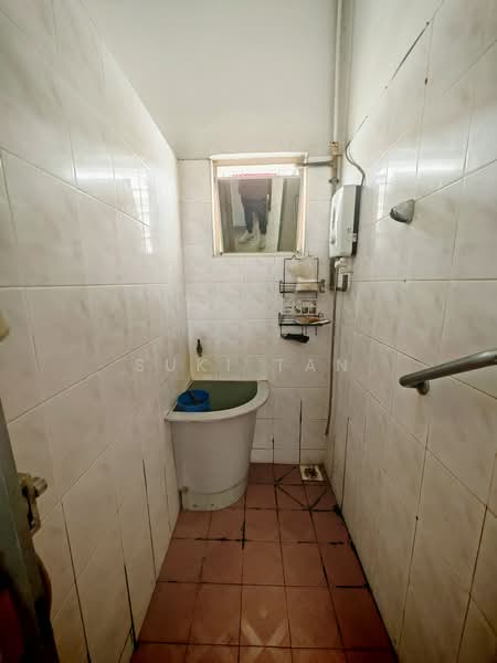 Rumah Teres 1 Tingkat untuk Dijual di Kepong (Kuala Lumpur) - Suki Tan - Bathroom - PropertyGuru.com.my