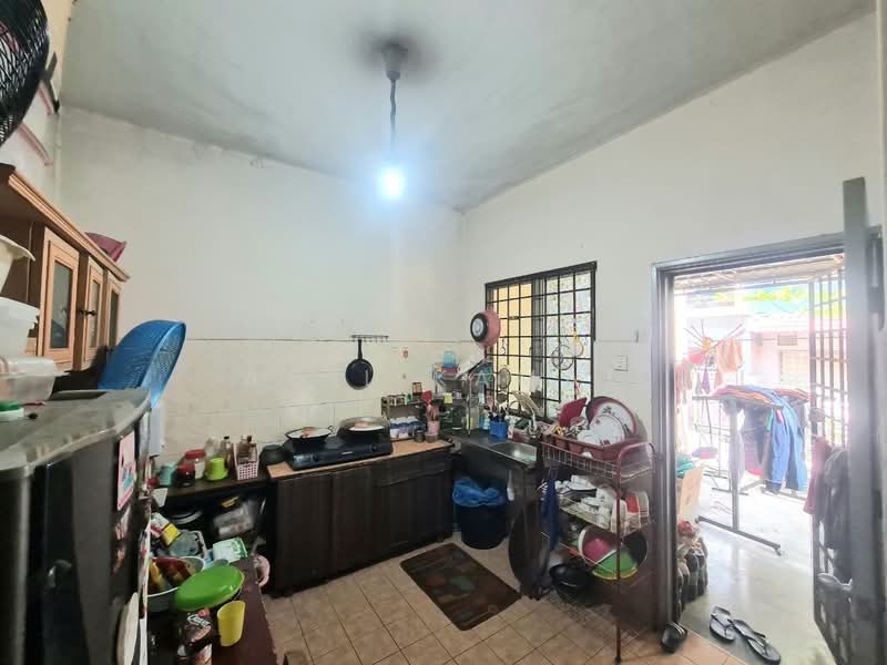 Rumah Teres 2 Tingkat untuk Dijual di Bukit Jelutong (Shah Alam) - Aqil Kamal - PropertyGuru.com.my