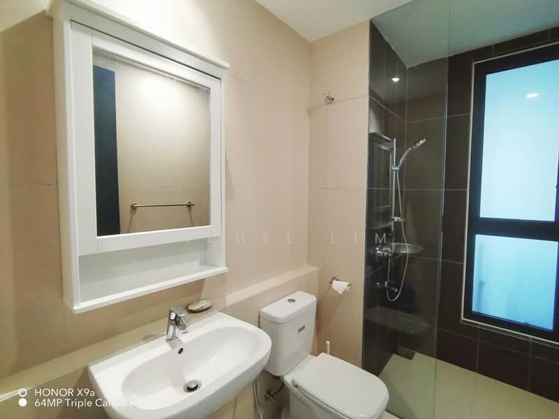 Kondominium untuk Disewa di One Cochrane Residence - Rachel Lim - Bathroom - PropertyGuru.com.my