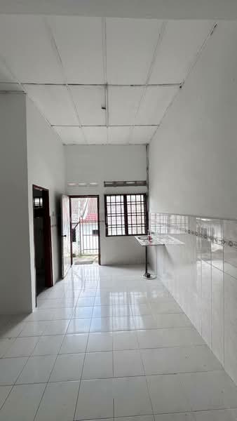 1-storey Terraced House for Sale in Taman Desa (Kulai) - Calley Chin - Interior - PropertyGuru.com.my