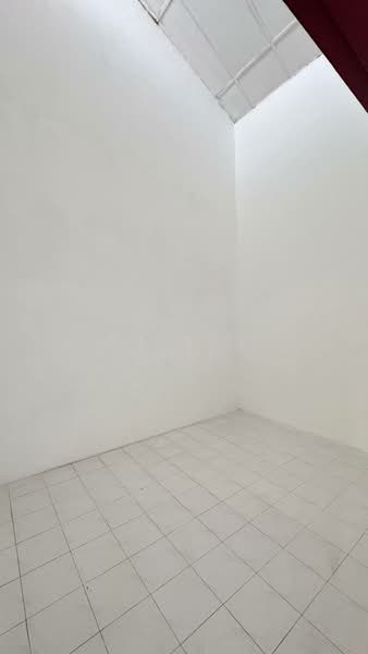 1-storey Terraced House for Sale in Taman Desa (Kulai) - Calley Chin - Interior - PropertyGuru.com.my