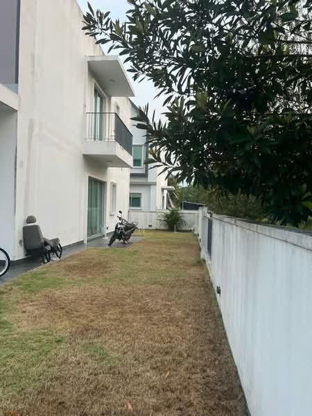 2-storey Terraced House for Sale in Eco Forest (Semenyih) - Ryan Low - Exterior - PropertyGuru.com.my